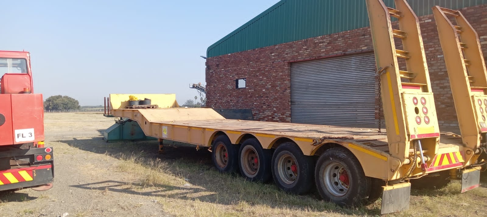 50 Ton 4 Axle Top Trailer Flatbed Gooseneck Trailer / Sleepwa