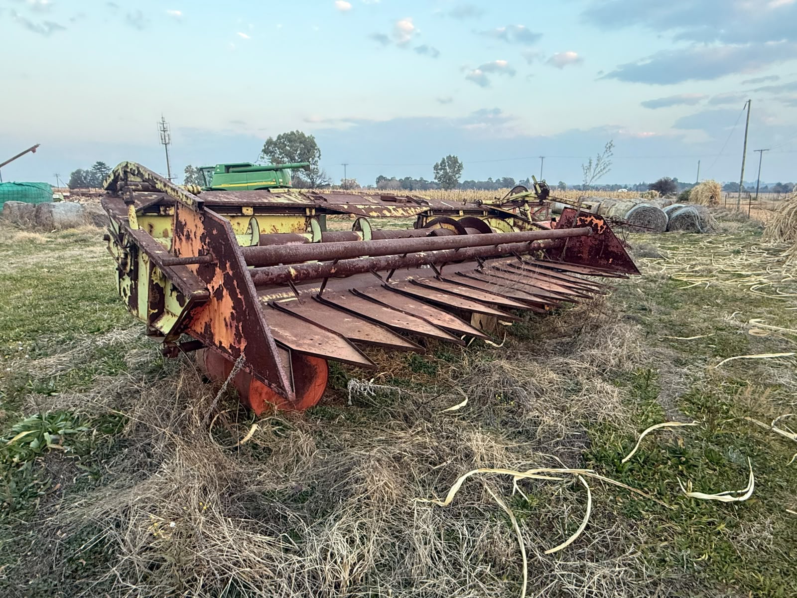 16ft John Deere Mielie Tafel / Maize Header