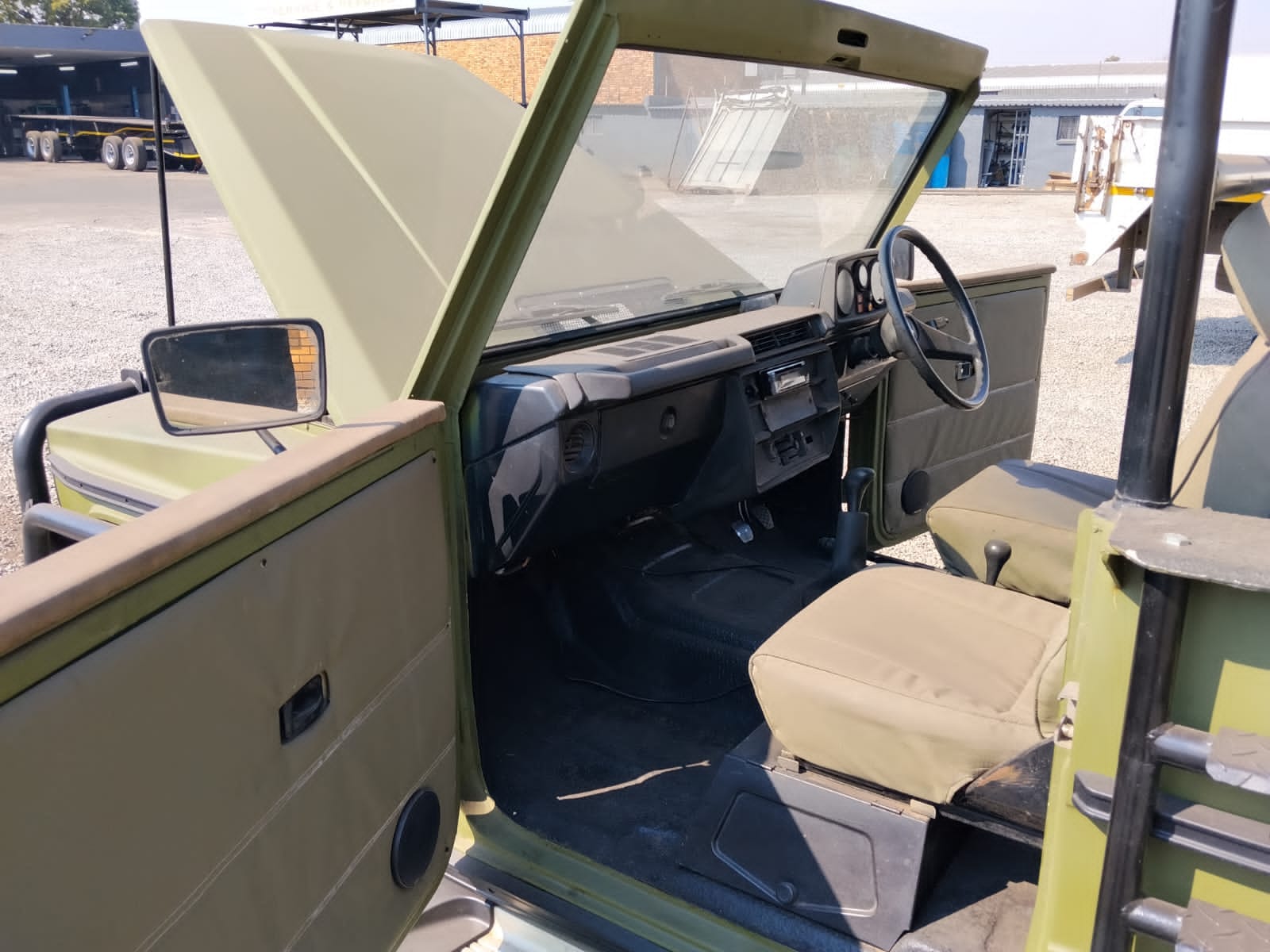 Mercedes Benz G-Wagon W460 3.0D Gameviewer - Image 4
