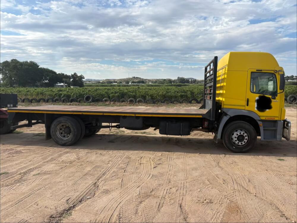 2 x Volkswagen 17-250 Trokke / Trucks