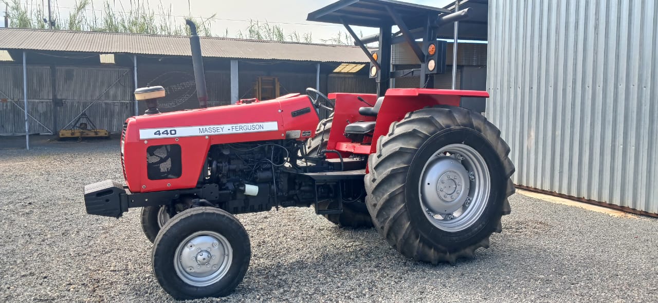 Massey Ferguson 440 Trekker / Tractor