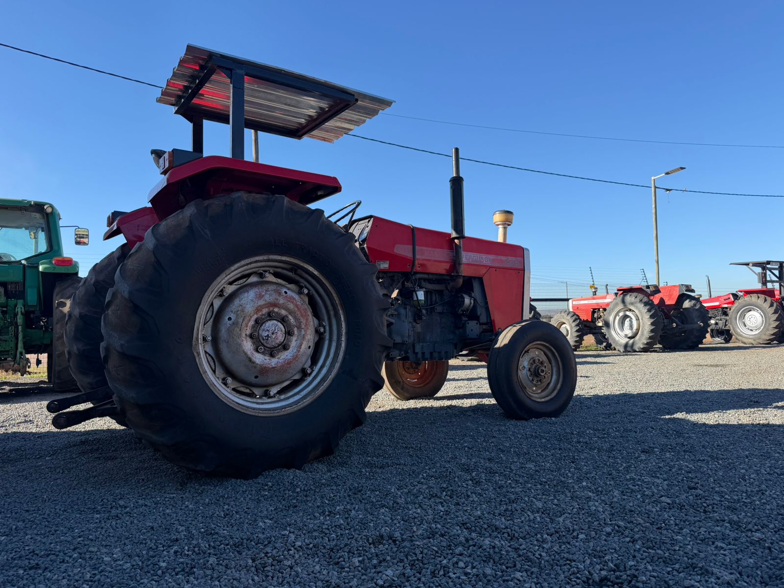 Massey Ferguson 265 Trekker / Tractor - Image 3