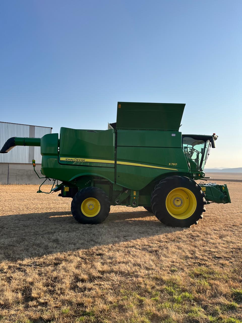 John Deere S760 Combine Harvester / Stroper - Image 3