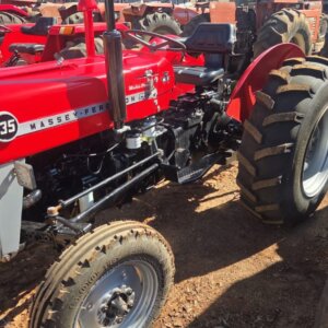 Massey Ferguson 135 Trekker / Tractor