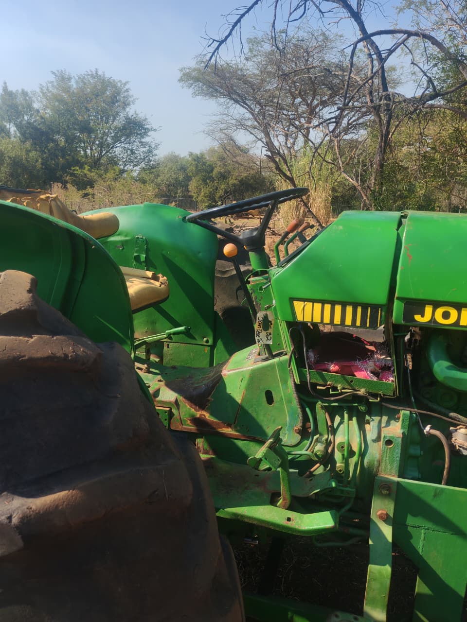 John Deere 2651 2x4 Trekker / Tractor - Image 5