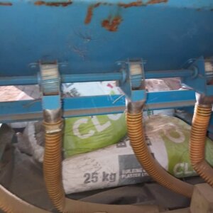 Alternative view of Seed Planter / Saadplanter