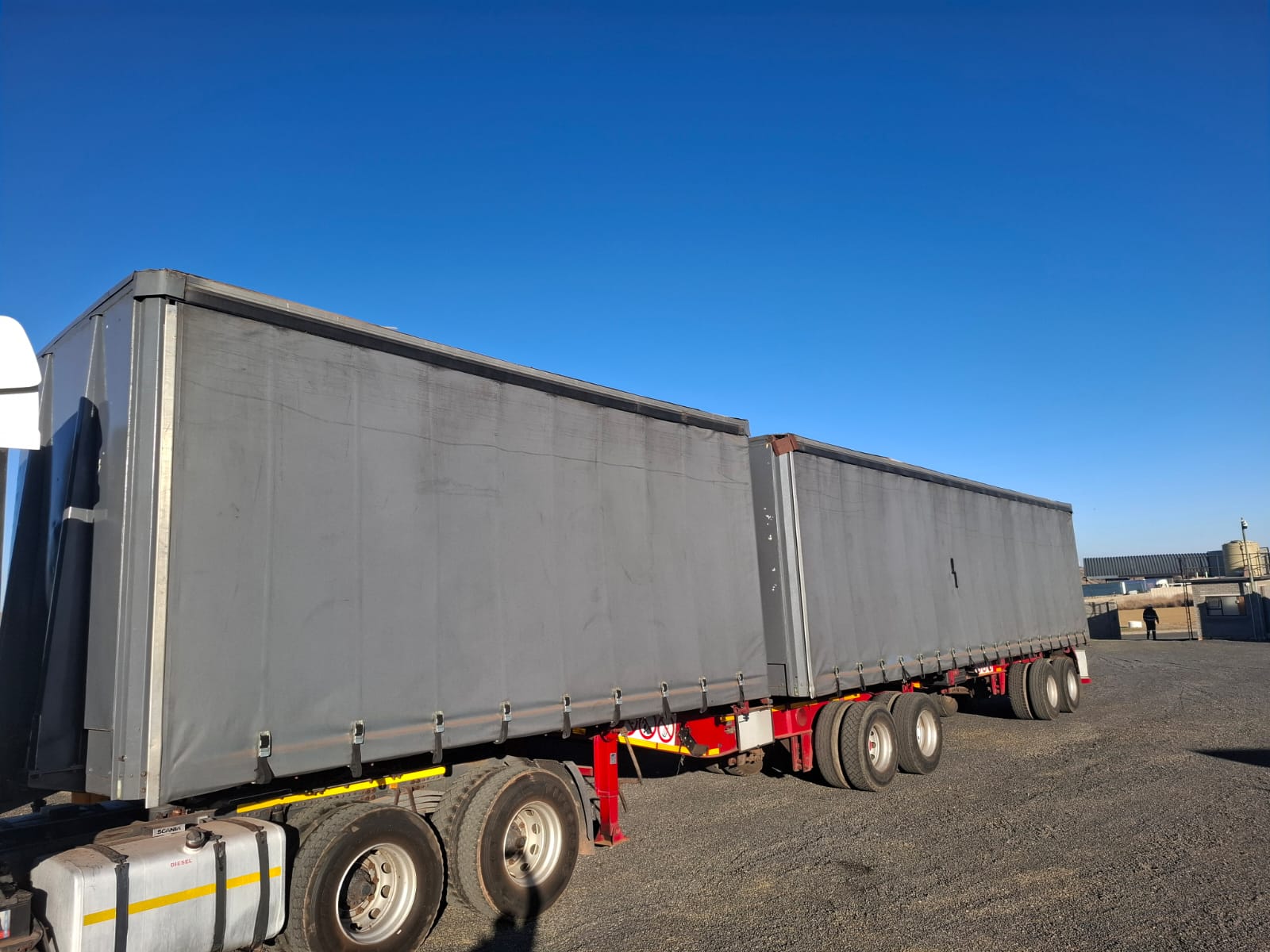 Afrit Tautliner Superlink Sleepwa / Trailer - Image 2