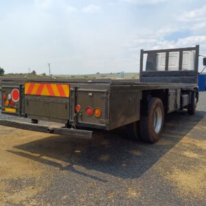 Alternative view of Iveco Eurocargo NL 180E28 4x2 Platbak Trok / Flatbed Truck