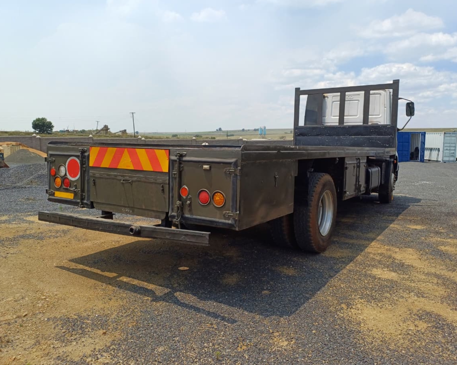 Iveco Eurocargo NL 180E28 4x2 Platbak Trok / Flatbed Truck - Image 2