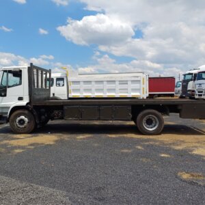 Iveco Eurocargo NL 180E28 4x2 Platbak Trok / Flatbed Truck