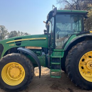 John Deere 7730 Trekker / Tractor