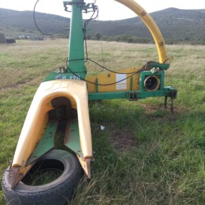 JF C120 Enkel Ry Kuilvoer Kerwer / Single Row Silage Cutter