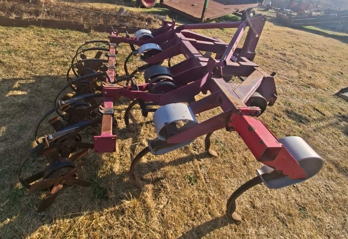 9 Tine Kongskilde Vibroflex 2000 with Rollers