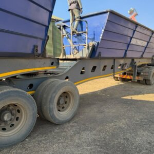 Alternative view of PRBB 45 Cube Side Tipper Trailer / Sleepwa