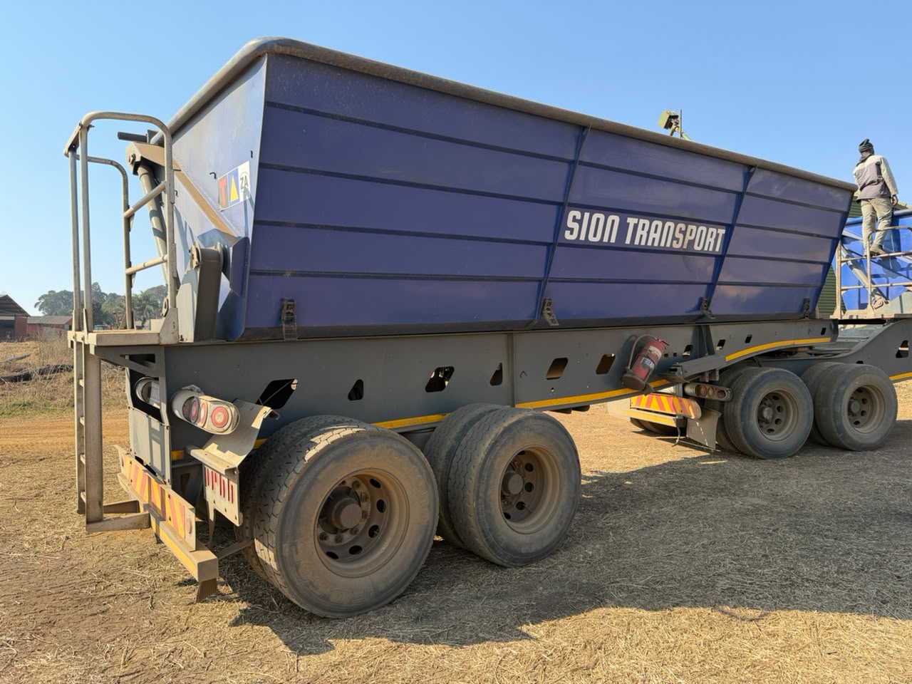 PRBB 45 Cube Side Tipper Trailer / Sleepwa