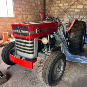 Alternative view of Massey Ferguson 135 Trekker / Tractor