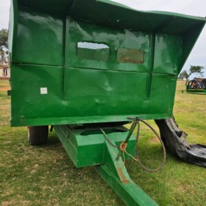 Alternative view of 10 Ton Tip Plaaswa / Farm Trailer