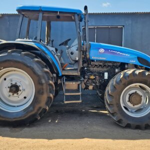 Alternative view of Landini Landpower 160 4WD Cab Trekker / Tractor