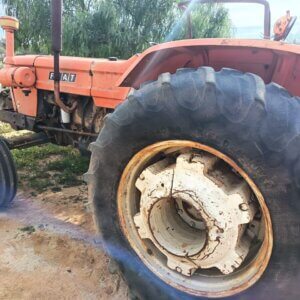 Alternative view of Fiat 850 Trekker / Tractor