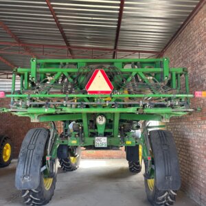 Alternative view of John Deere R4023 Sprayer / Spuit
