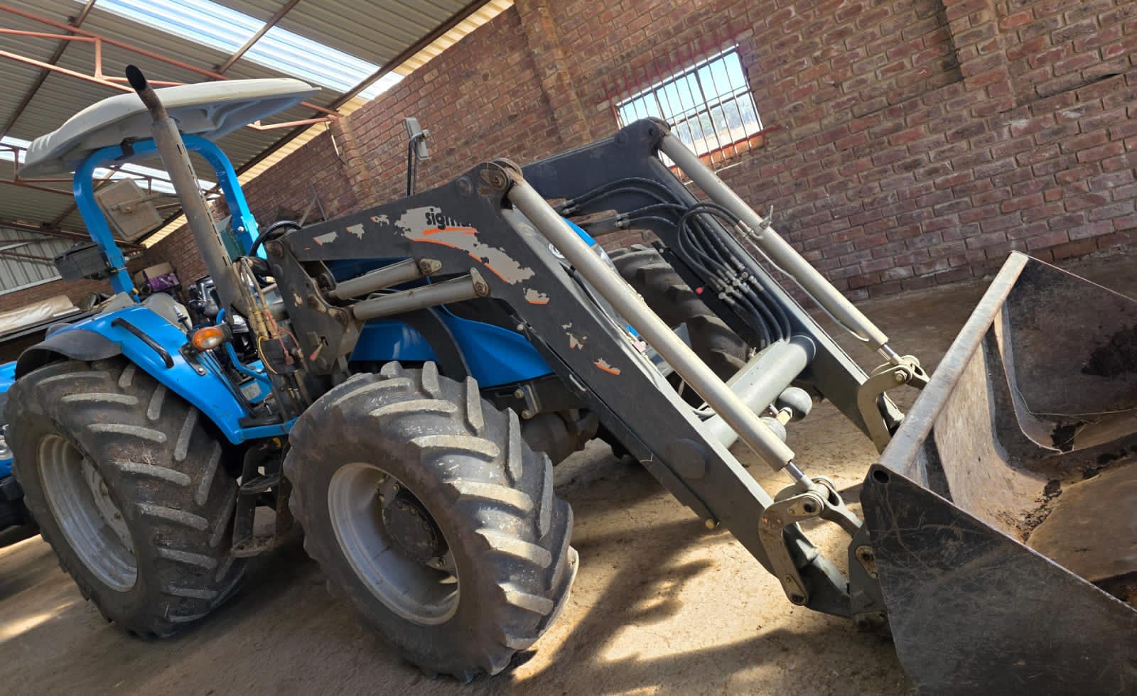 Landini 5-100H Trekker met Laaigraaf / Tractor with Loader