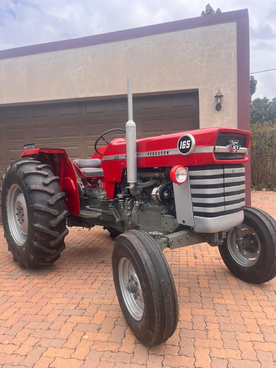 Massey Ferguson 165 2x4 Trekker / Tractor