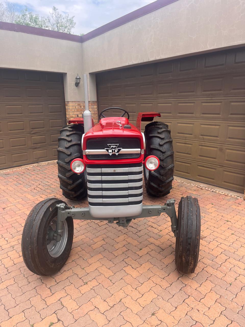 Massey Ferguson 165 2x4 Trekker / Tractor - Image 4