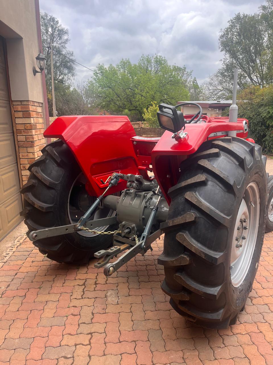 Massey Ferguson 165 2x4 Trekker / Tractor - Image 5