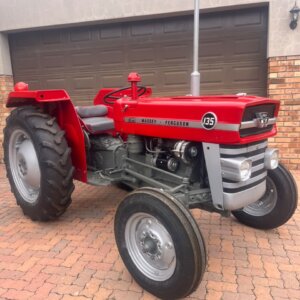 Massey Ferguson 135 2x4 Trekker / Tractor