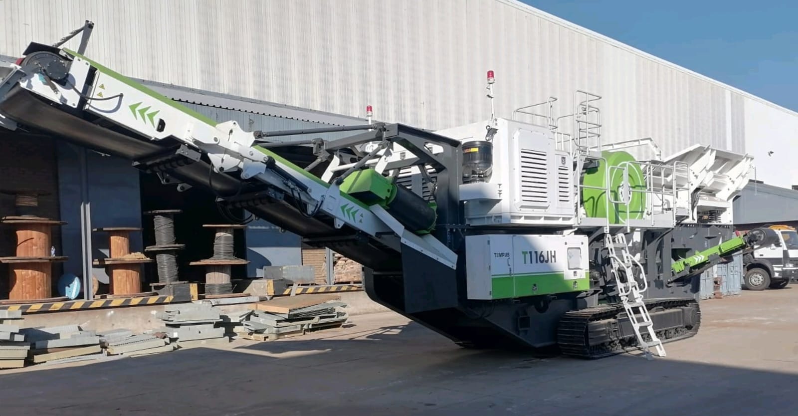 New Tempus RT116JH Hybrid Crawler Mobile Crusher