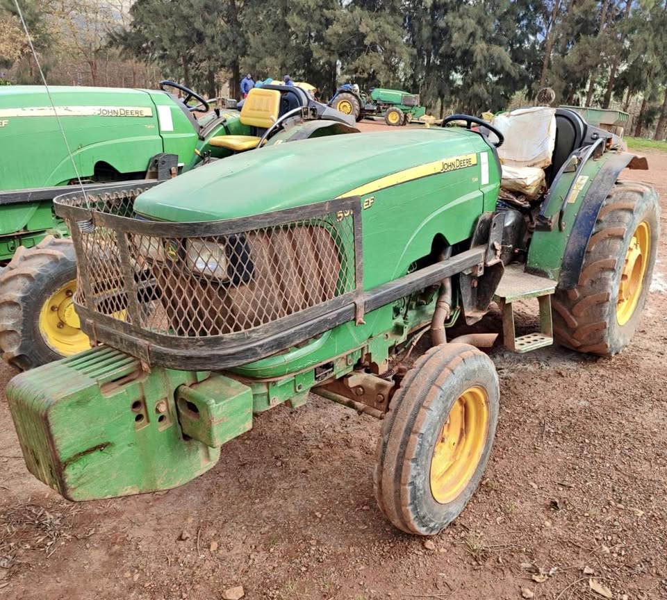 John Deere 5076EF Trekker / Tractor - Image 2