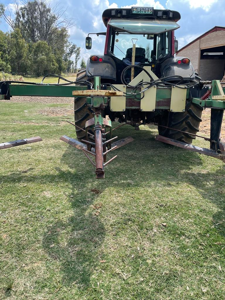 6 Row .91cm Bone Snyer / Bean Cutter - Image 3