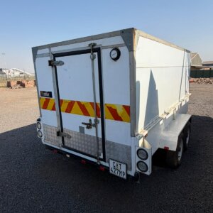 Dubbel As Swaardiens Koel Sleepwa / Double Axle Heavy Duty Refrigerated Trailer