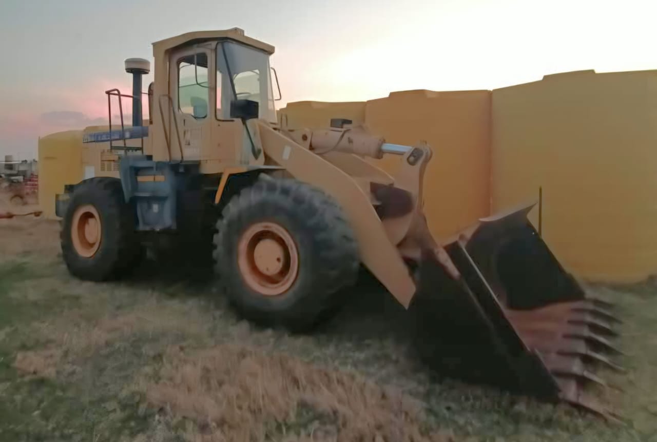 Sem Front End Loader / Voorlaaier