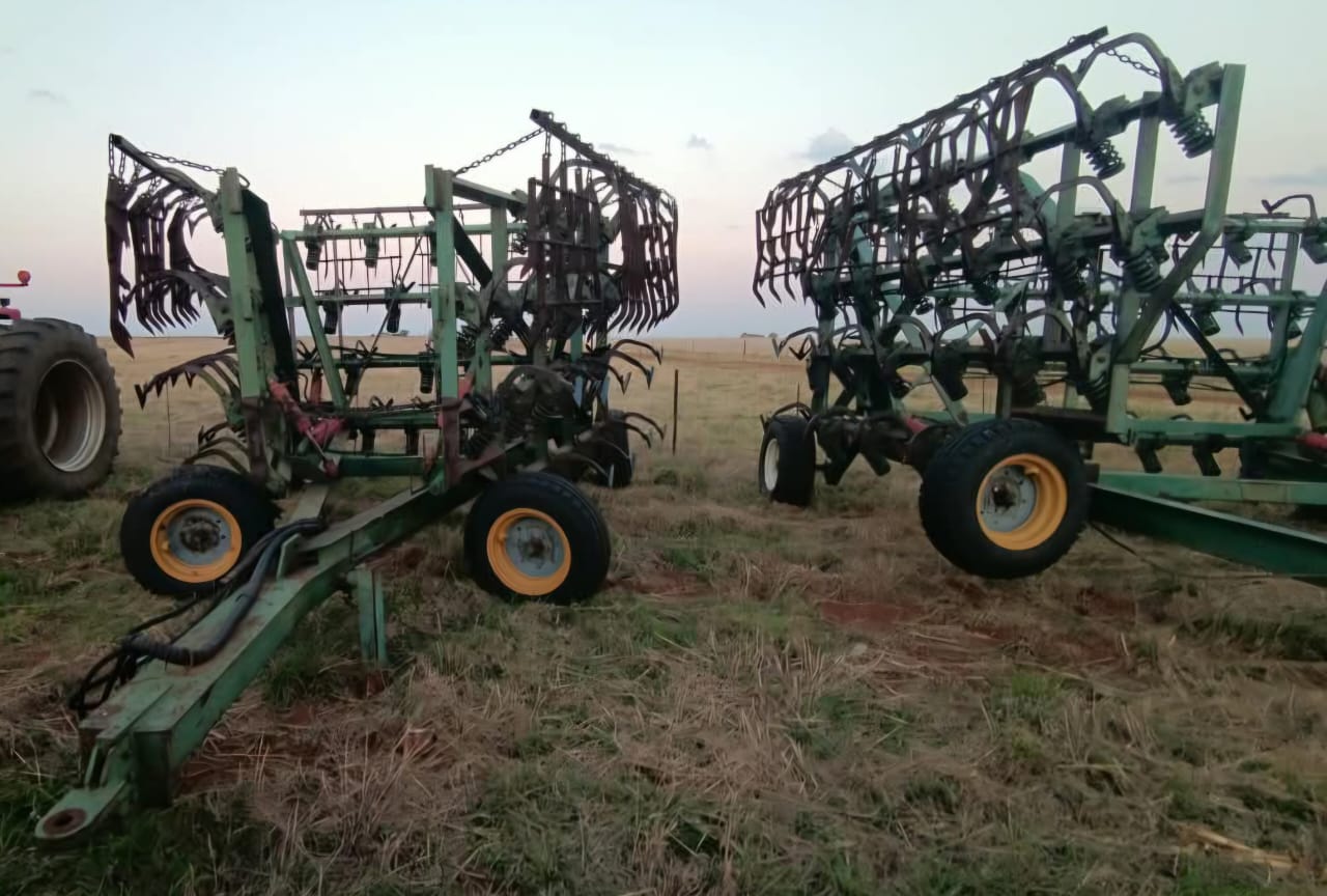 2 x John Shearer Seedbed Tiller / Saadbed Skoffel - Image 3