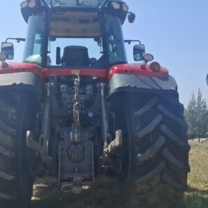 Alternative view of Massey Ferguson 7624 Trekker / Tractor