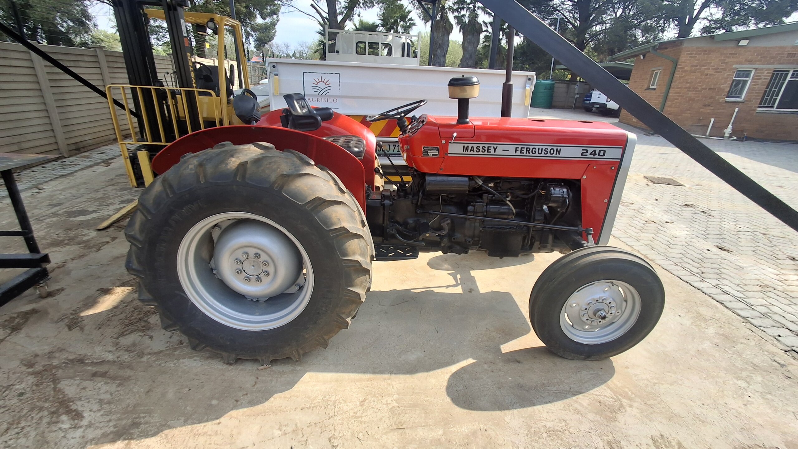 Trekker Pakket / Tractor Package - Image 3