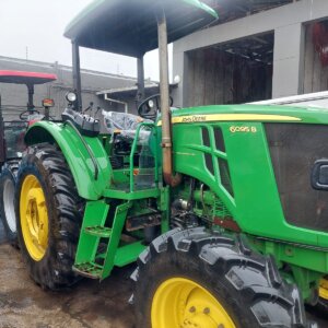 John Deere 6095 B Trekker / Tractor