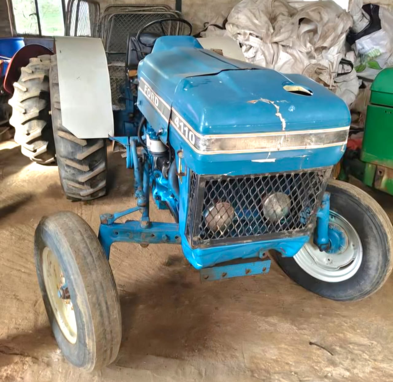 Ford 4110 Trekker / Tractor