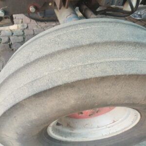 Alternative view of Massey Ferguson 390 Tractor with Loader / Trekker met Laaigraaf