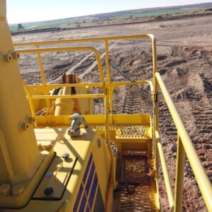 Alternative view of Komatsu 475A-5EO Dozer / Stootskraper