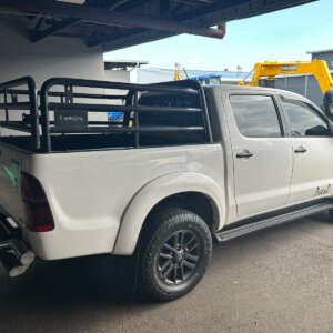 Alternative view of Toyota Hilux 3.0 D4D Dakar 4x4 Double Cab Bakkie / Pickup