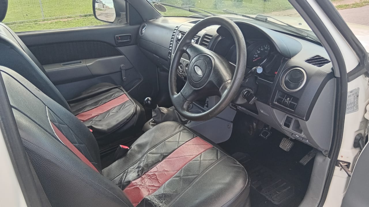 Ford Ranger 2.5 TDI - Image 5