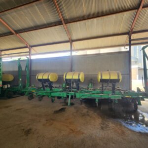 2 x 8 Row .91cm John Deere 1755 Kontakdryf Vinger / Contact Drive Finger Planters