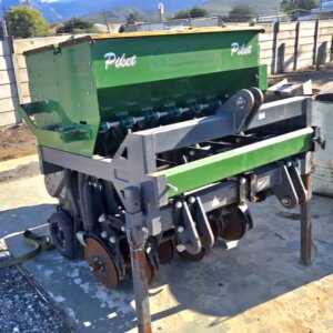Alternative view of 6 Row / Ry Piket NFP-0607 No Till Fine Seed / Fyn Saad Planter
